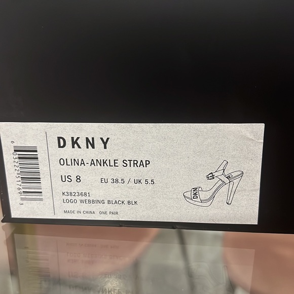 DKNY OLINA HEELS - SZ 8 - Picture 6 of 6